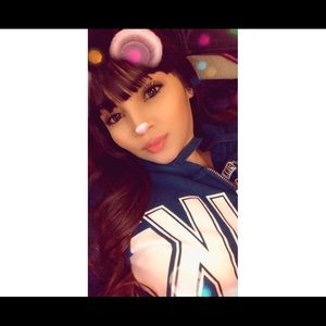 Meet your Posher, Briana